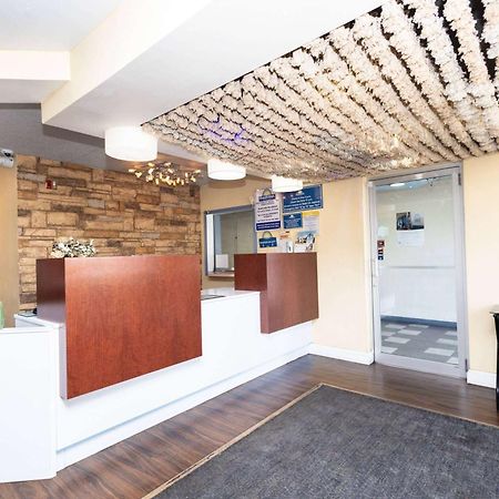 Days Inn By Wyndham Dayton Huber Heights Northeast Εξωτερικό φωτογραφία