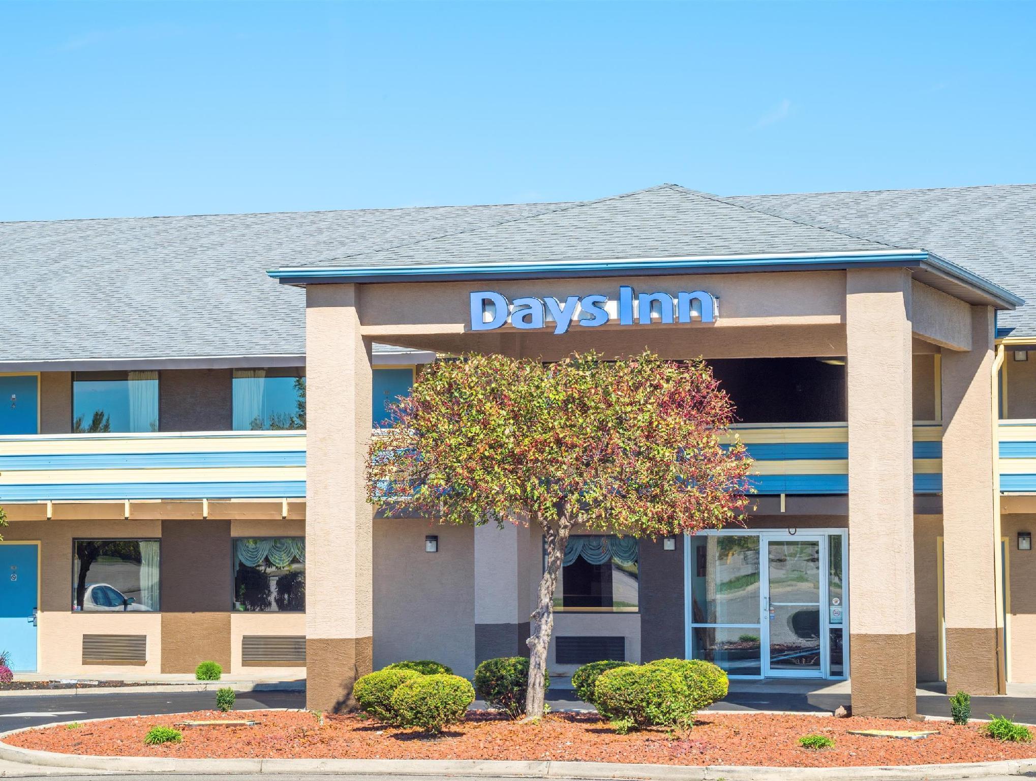 Days Inn By Wyndham Dayton Huber Heights Northeast Εξωτερικό φωτογραφία
