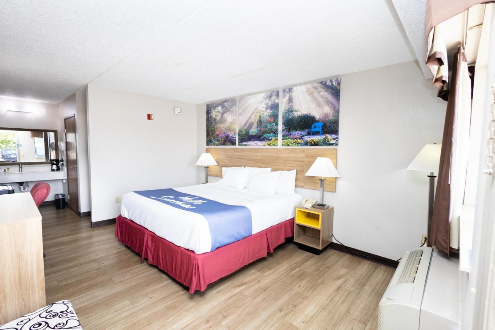 Days Inn By Wyndham Dayton Huber Heights Northeast Εξωτερικό φωτογραφία