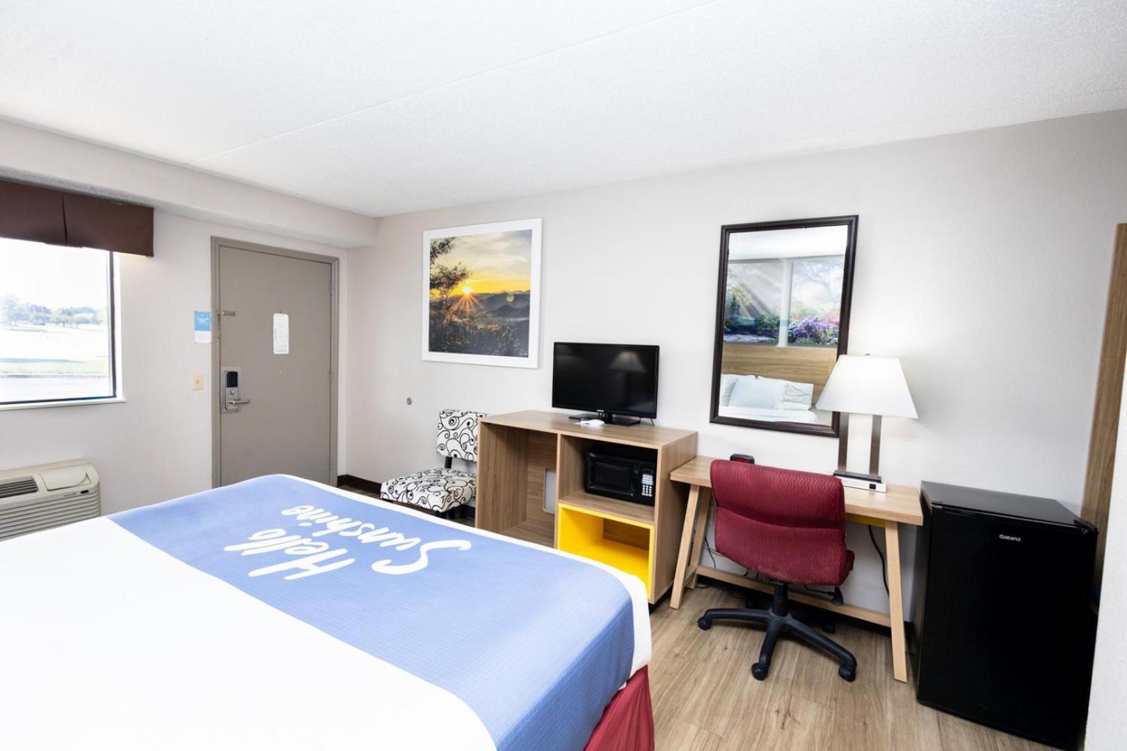 Days Inn By Wyndham Dayton Huber Heights Northeast Εξωτερικό φωτογραφία