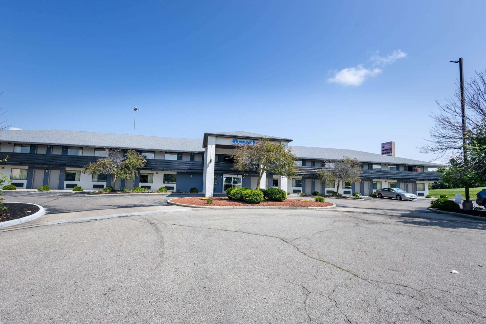 Days Inn By Wyndham Dayton Huber Heights Northeast Εξωτερικό φωτογραφία